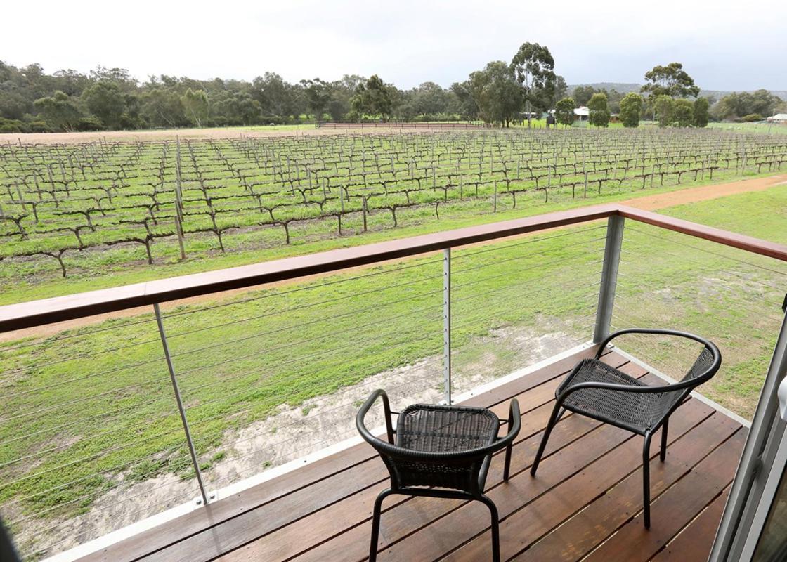 Lot113 Vineyard Accommodation Upper Swan Exterior foto